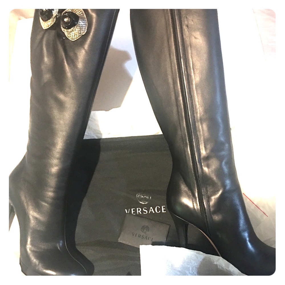 NWT Knee high Versace boots